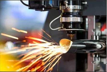 A Headway Group elkötelezettséget mutat az ügyfelek sikere mellett a helyszín...